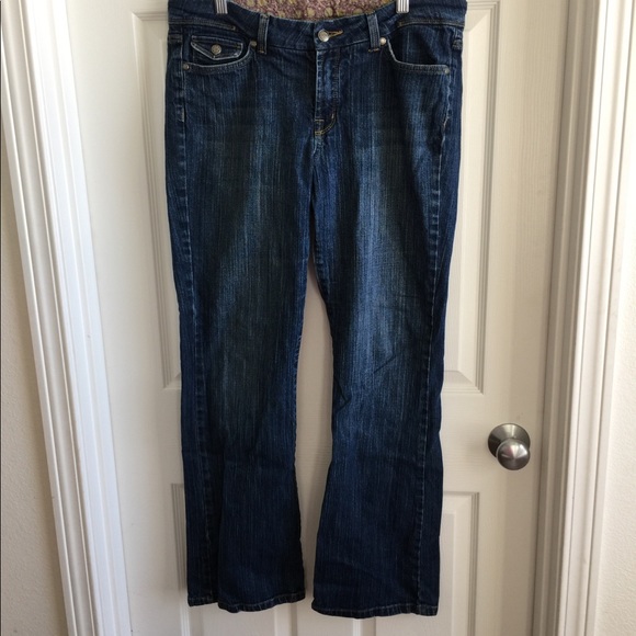 Straight Leg Jeans - Picture 4 of 6